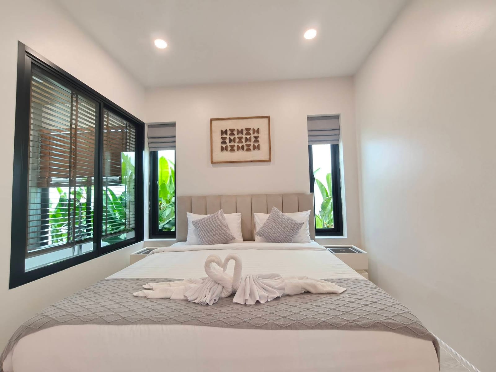 4-Bedroom Villa for Rent in Thalang, Phuket — interior view