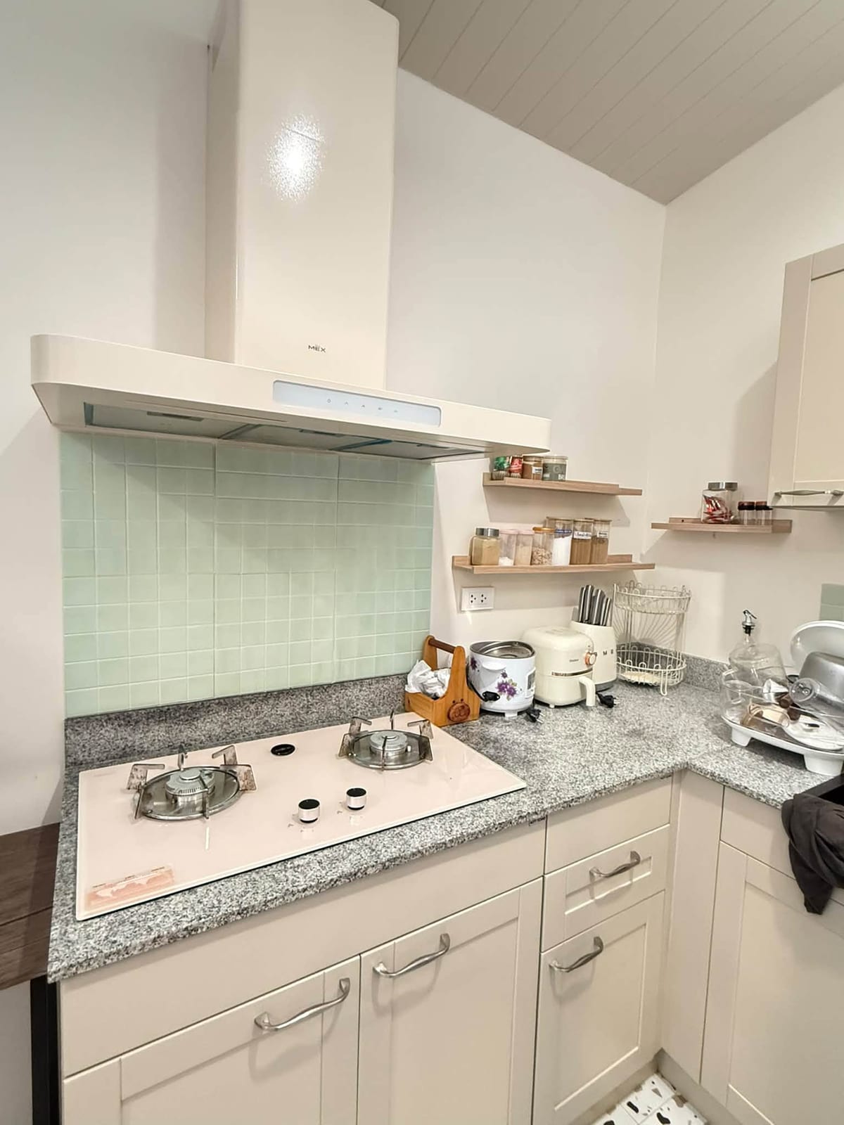 3-Bedroom Townhouse for Rent in Thalang, Phuket — interior view