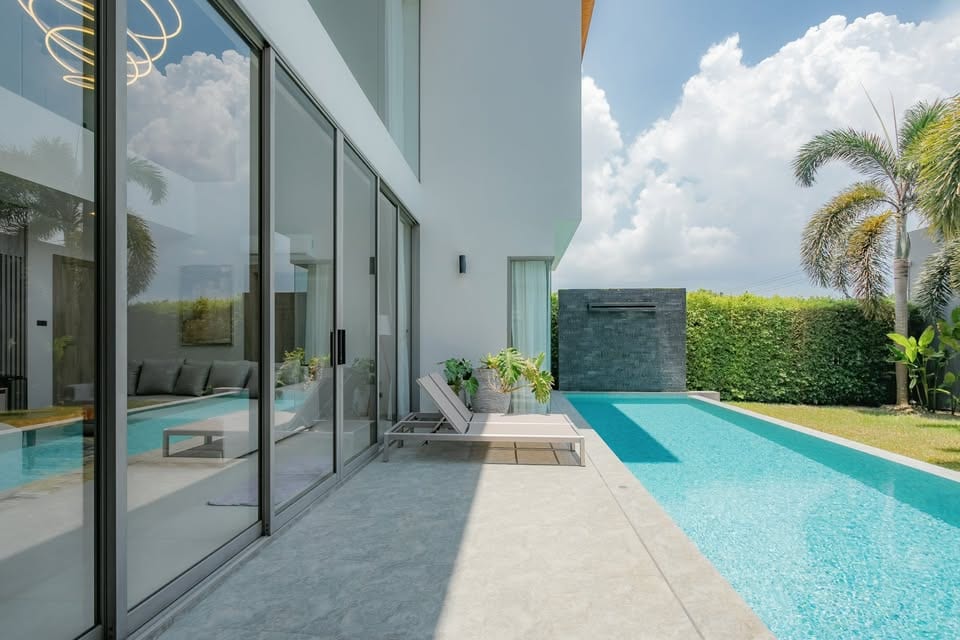 Pool Villa Ten Minutes from Porto de Phuket — Thalang 6