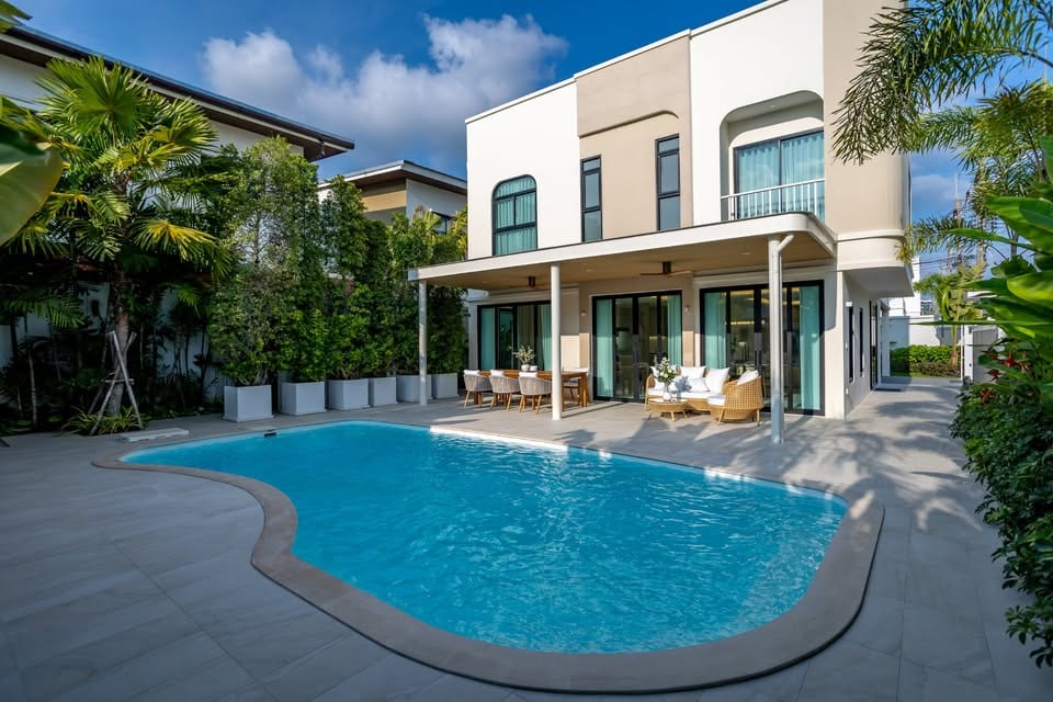 Modern Pool Villa in a Gated Community — Thalang 10
