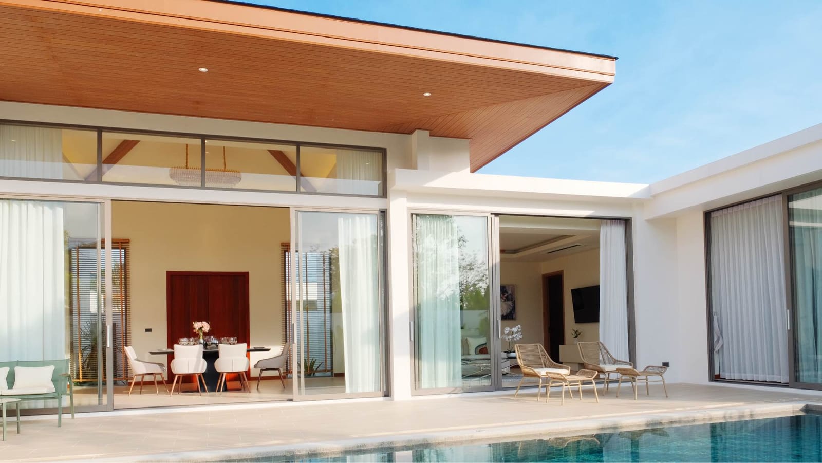 Family Pool Villa Opposite UWC International School — Thalang 13