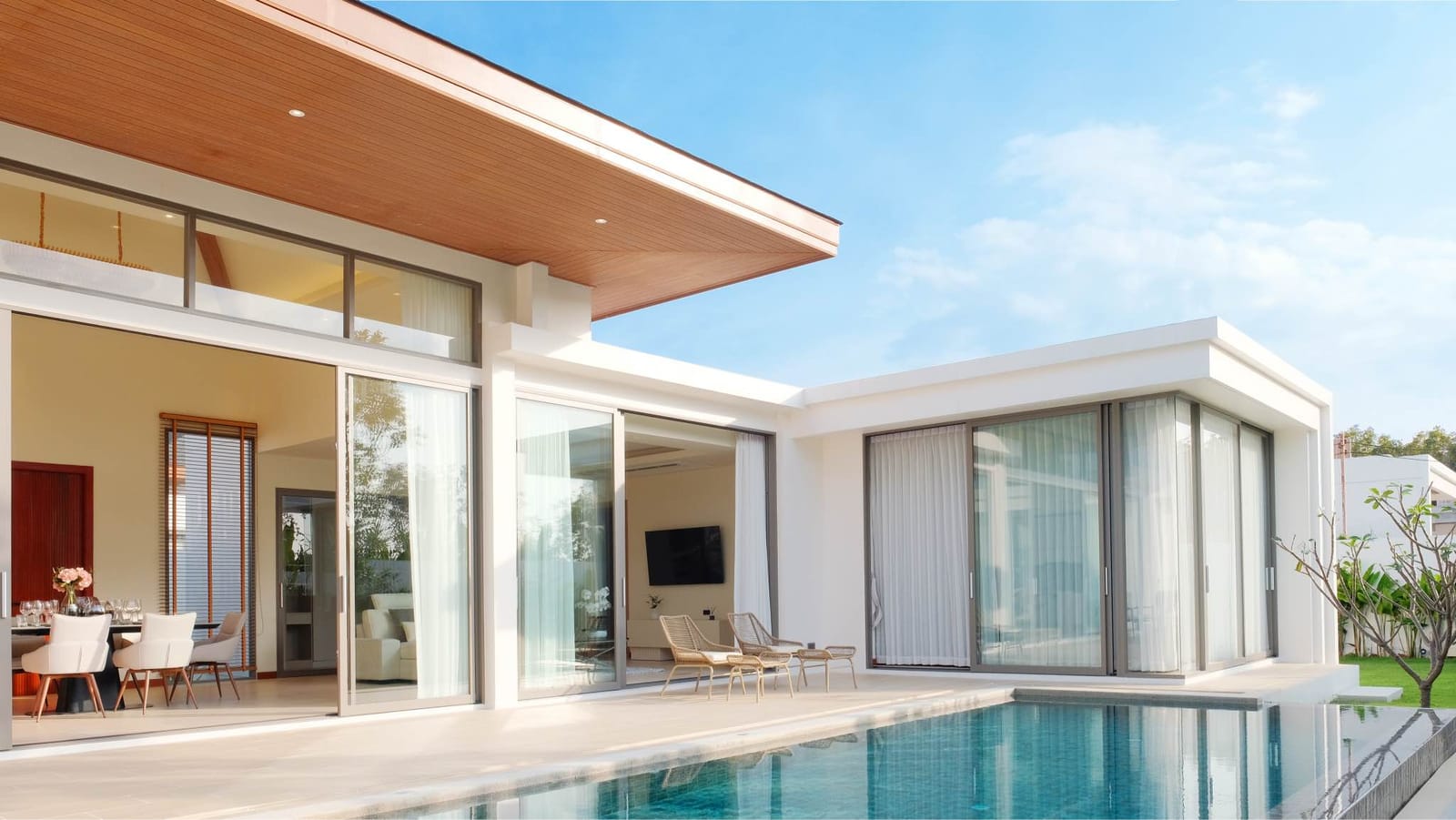 Family Pool Villa Opposite UWC International School — Thalang 15