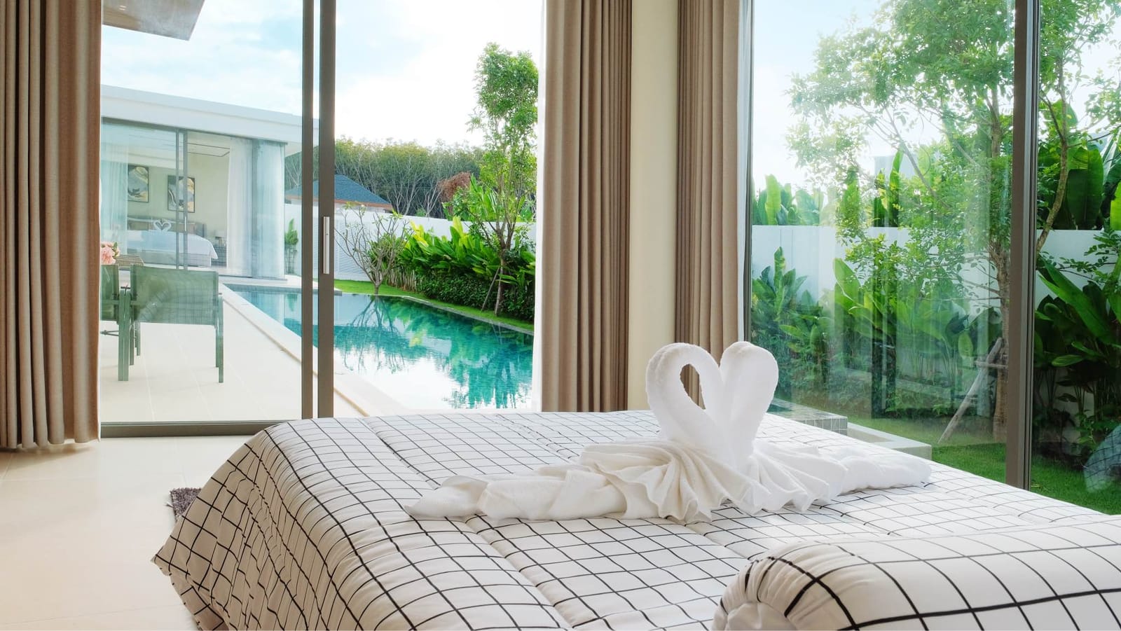 Family Pool Villa Opposite UWC International School — Thalang 23