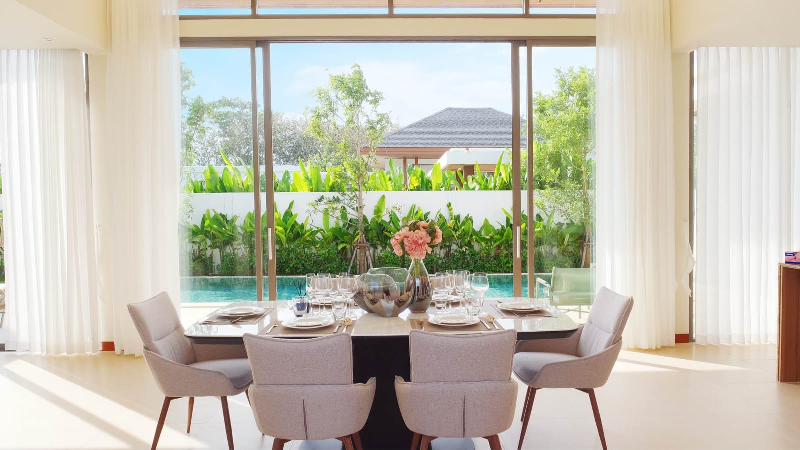 Family Pool Villa Opposite UWC International School — Thalang 8