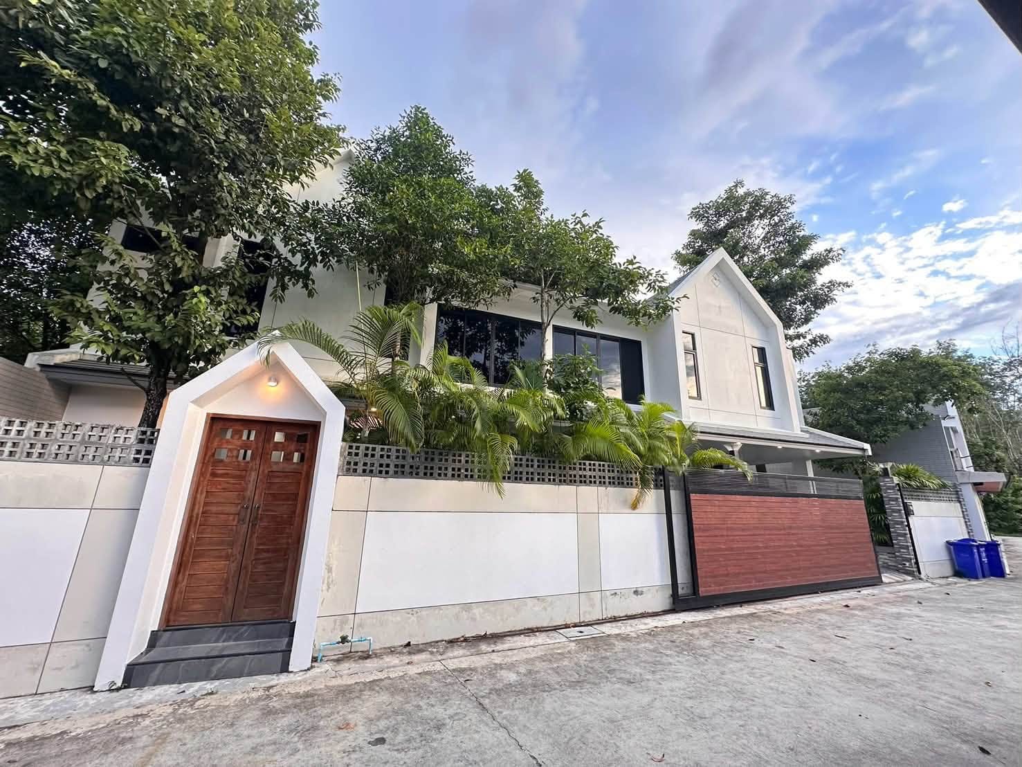3-Bedroom Villa for Rent in Thalang, Phuket