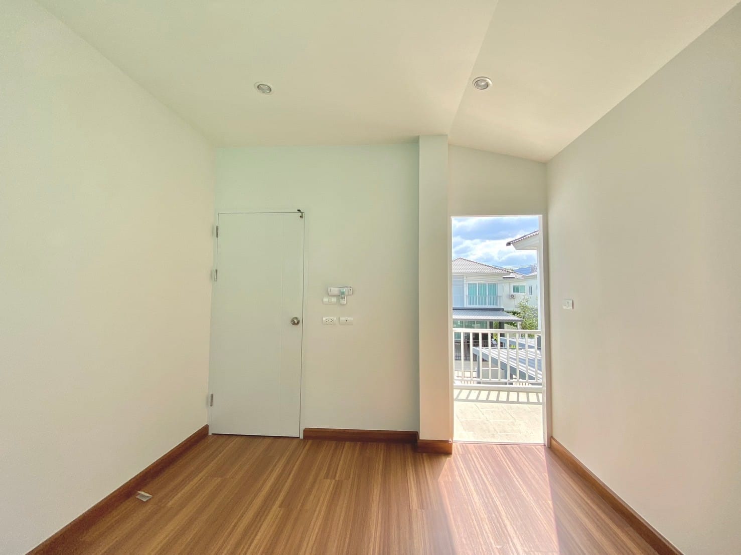 Pet-Friendly Corner House at Supalai Primo, Thalang 9
