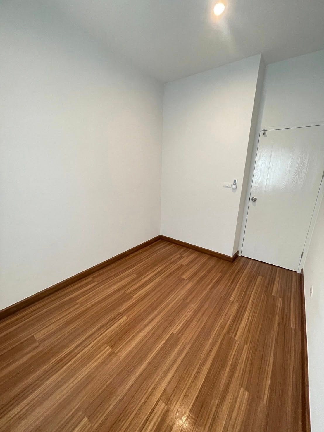 Ready-to-Move-In 3-Bedroom Townhouse at Supalai Primo Anusawari 17