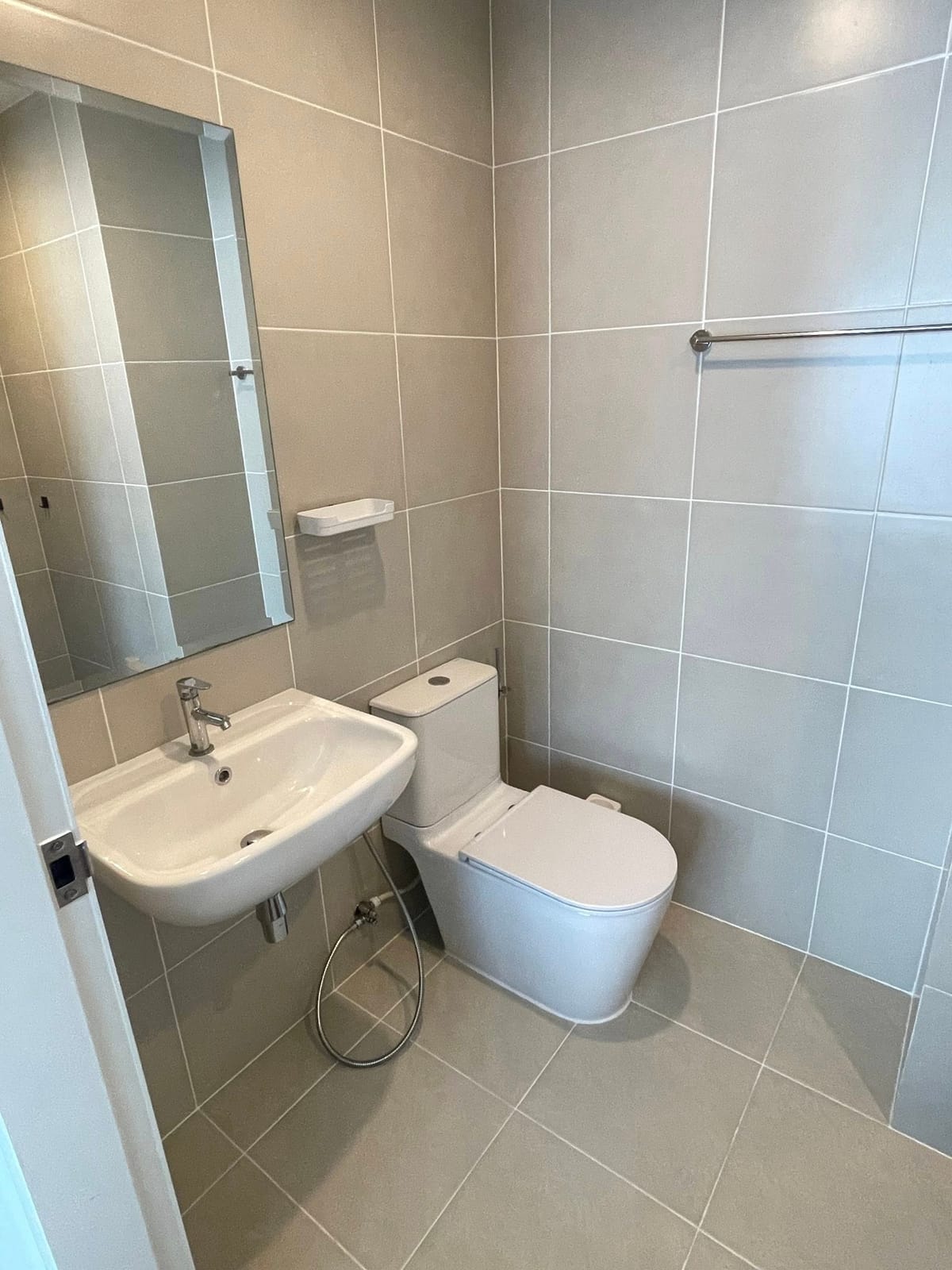 Ready-to-Move-In 3-Bedroom Townhouse at Supalai Primo Anusawari 8