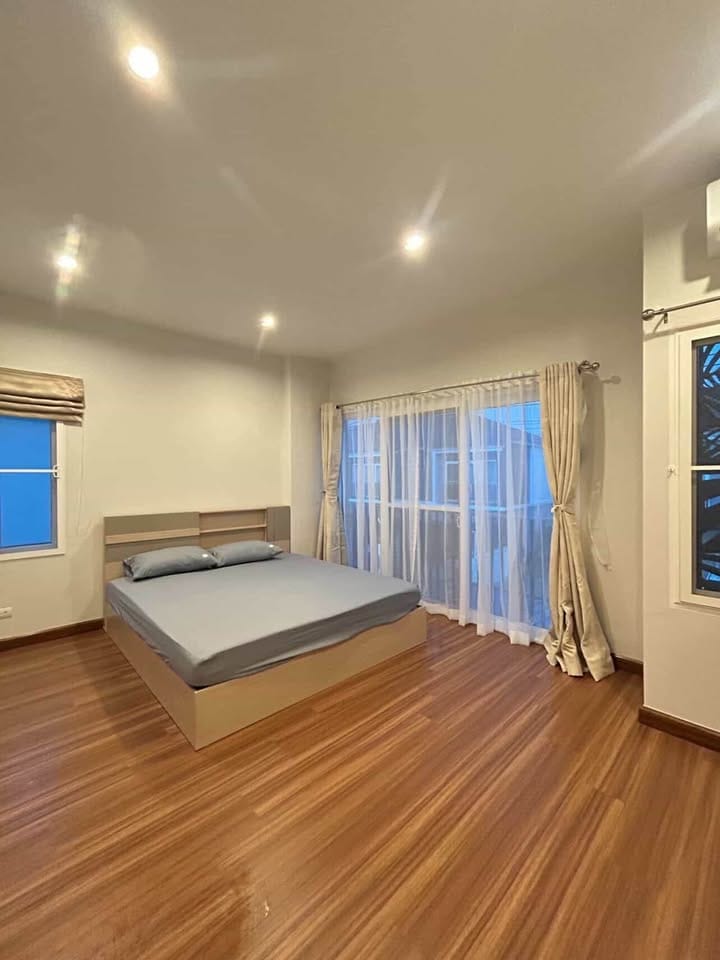 Fully Furnished 3-Bedroom House at Supalai Primo Anusawari 15