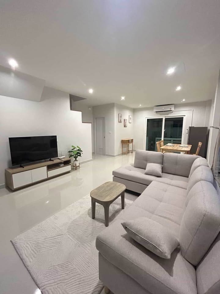 Fully Furnished 3-Bedroom House at Supalai Primo Anusawari 5
