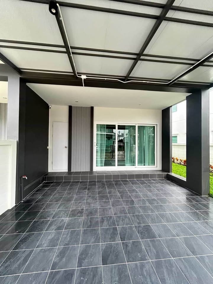 Fully Furnished 3-Bedroom House at Supalai Primo Anusawari 6