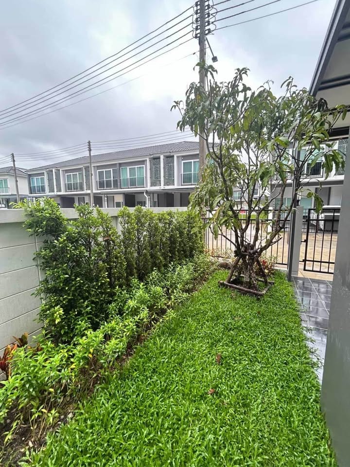 Fully Furnished 3-Bedroom House at Supalai Primo Anusawari 8