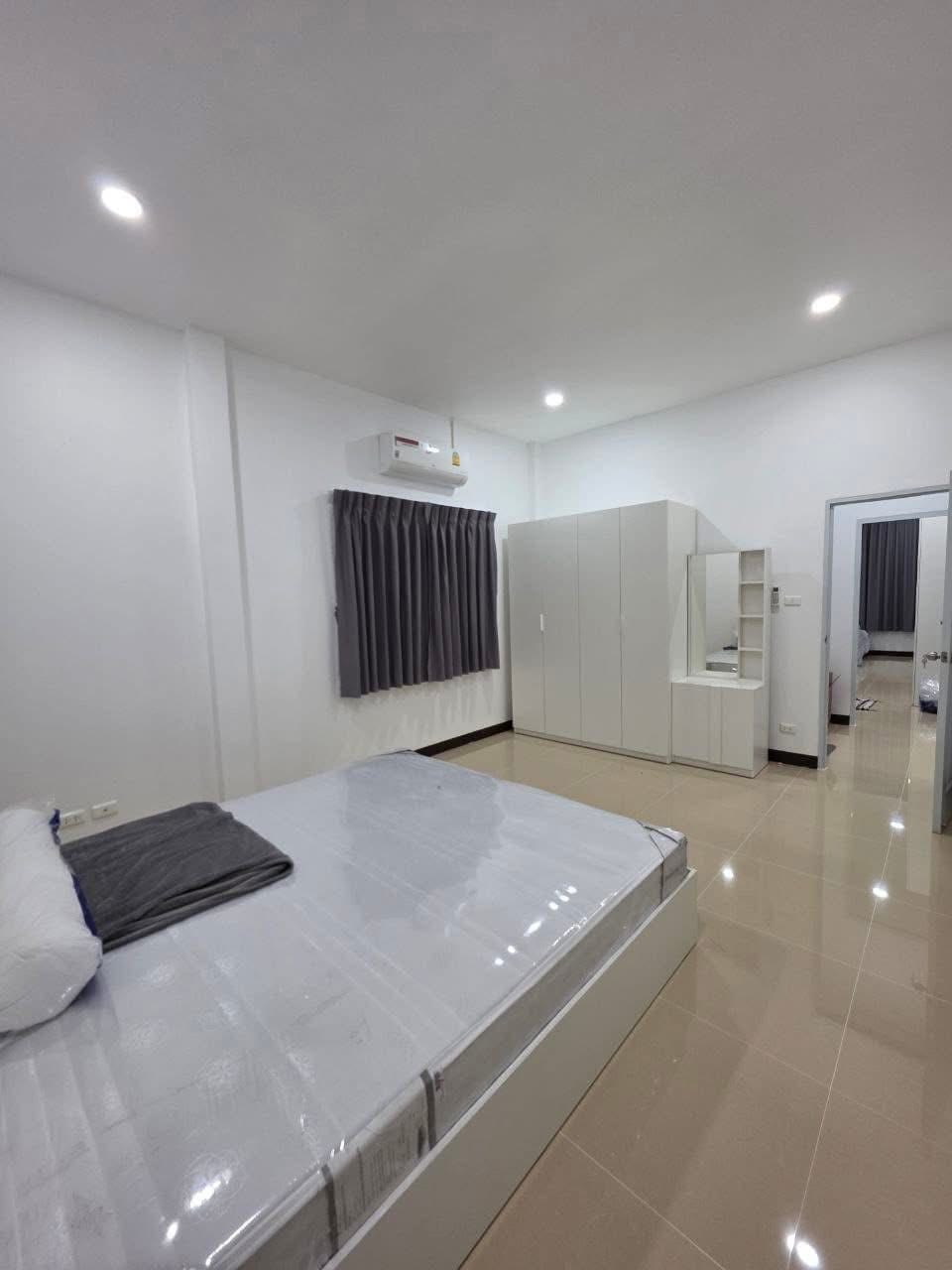 3-Bedroom House in Sinsuk Thani Village, Thalang 9