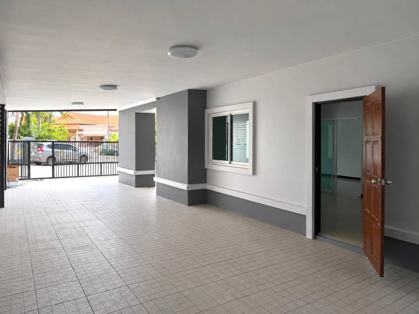 3-Bedroom House for Sale in Thalang, Phuket — interior view