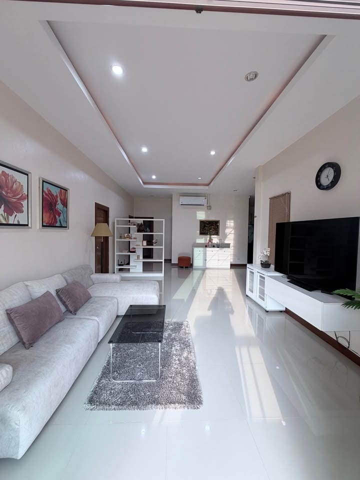 3-Bedroom House for Rent in Thalang, Phuket — interior view