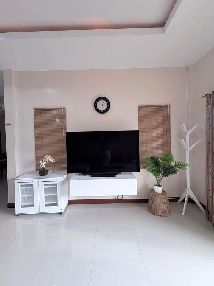 3-Bedroom House for Rent in Thalang, Phuket — interior view