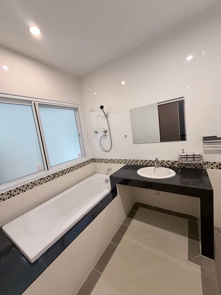 3-Bedroom House for Rent in Thalang, Phuket — interior view