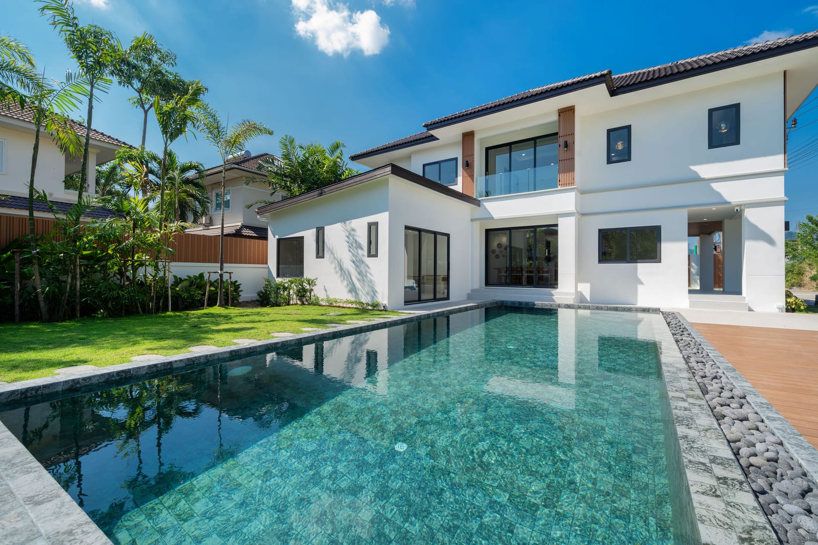 4-Bedroom Villa for Sale in Thalang, Phuket — pool view