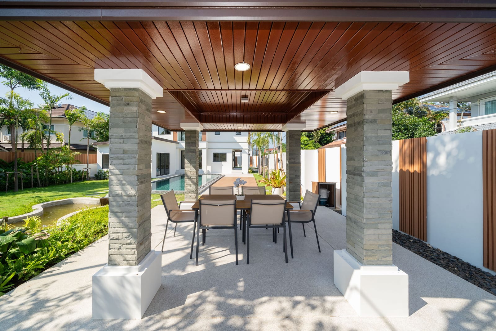 4-Bedroom Villa for Sale in Thalang, Phuket — interior view
