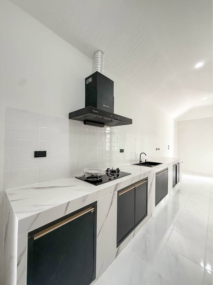 Renovated 3-Bedroom House — The Valley 2, Manik 5