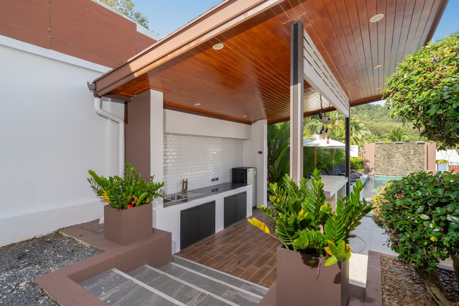 Villa Sasinee — Modern Tropical Pool Villa in Rawai 12
