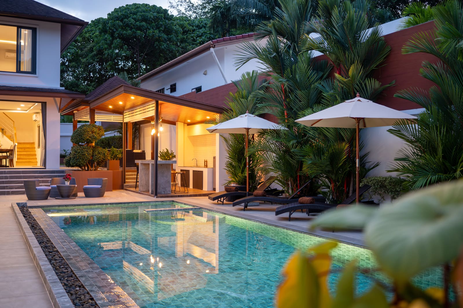 Villa Sasinee — Modern Tropical Pool Villa in Rawai 20
