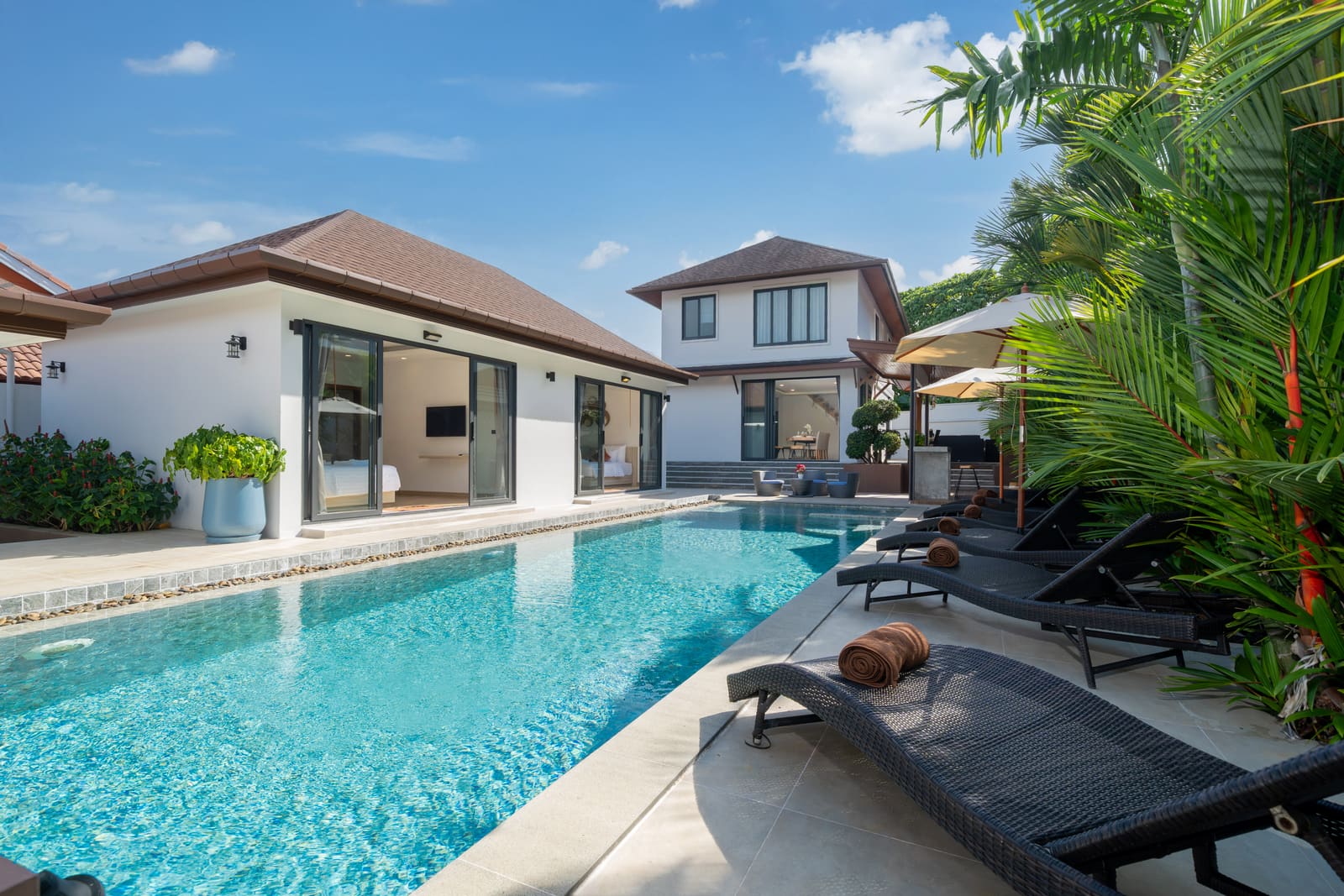 Villa Sasinee — Modern Tropical Pool Villa in Rawai 3