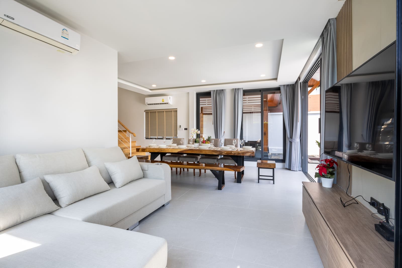 Villa Sasinee — Modern Tropical Pool Villa in Rawai 30