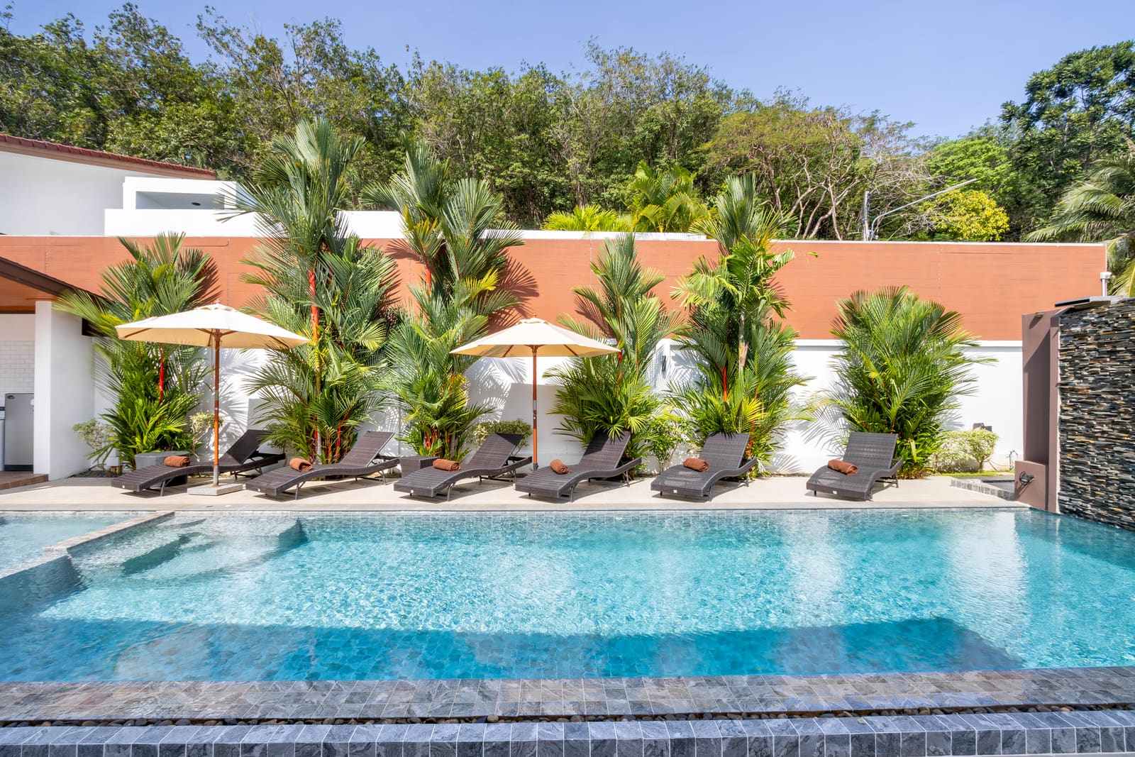 Villa Sasinee — Modern Tropical Pool Villa in Rawai 6