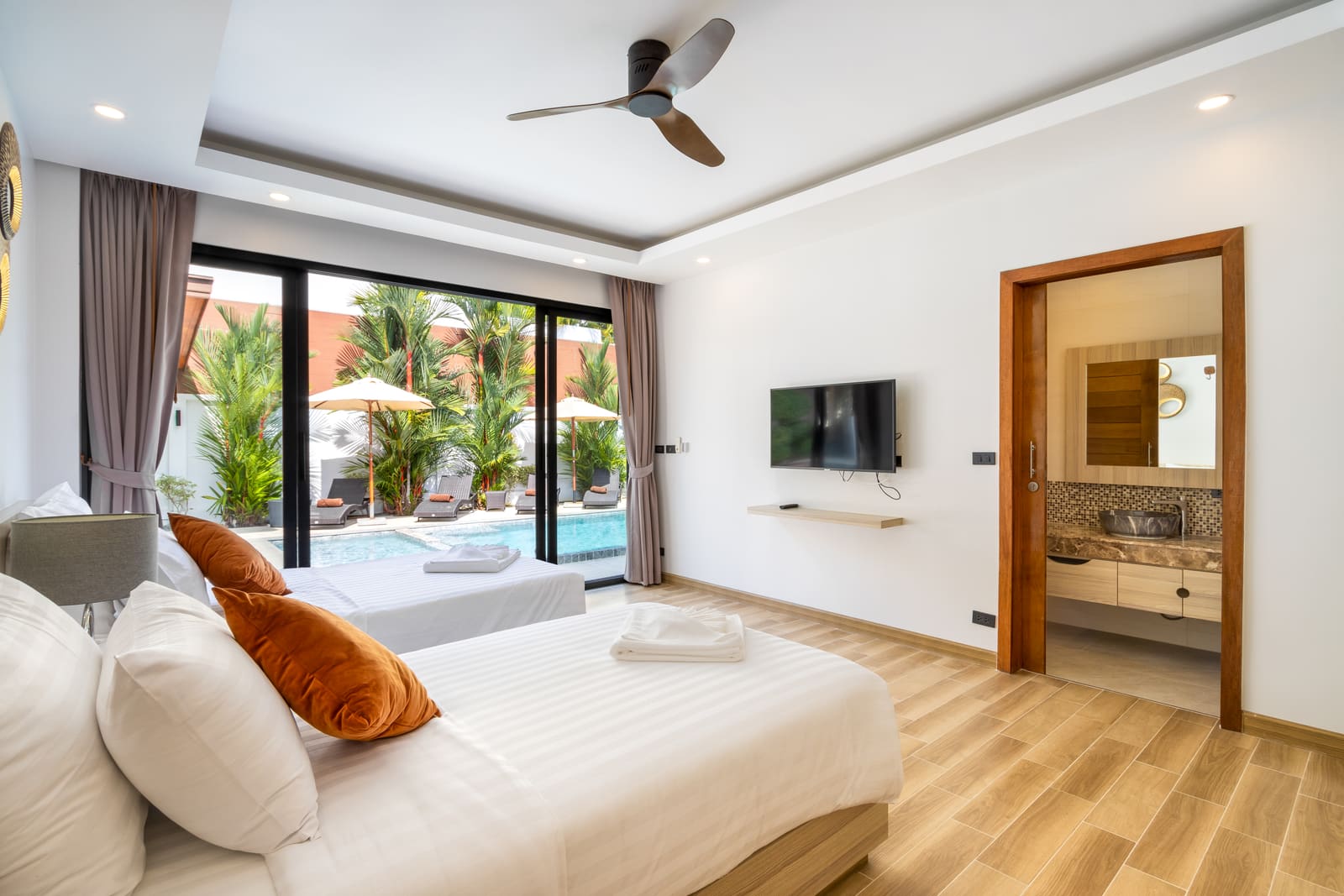 Villa Sasinee — Modern Tropical Pool Villa in Rawai 67