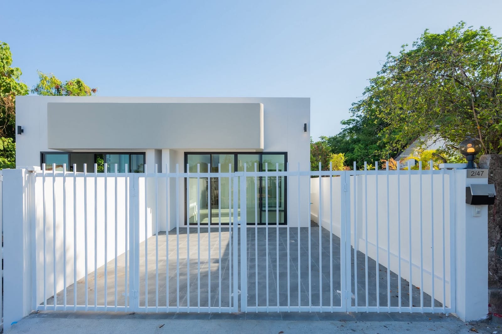 Single-Storey Semi-Detached House — Soi Yi Teng, Wichit